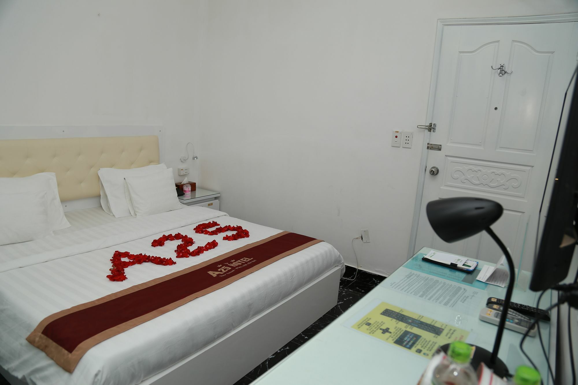 A25 Hotel - 19 Bui Thi Xuan Хошимин Экстерьер фото