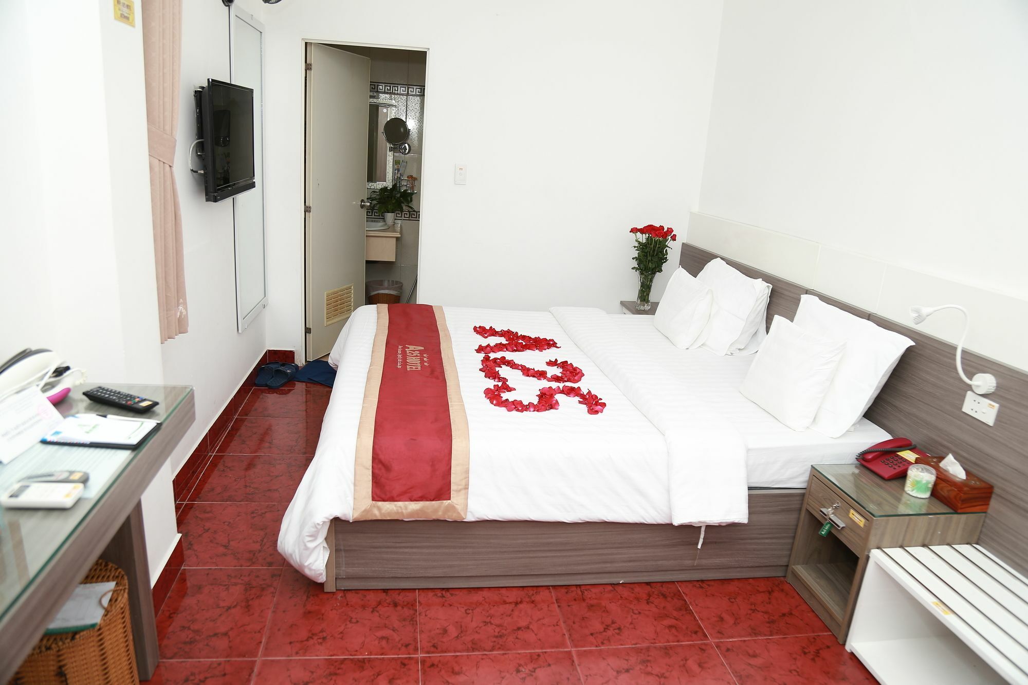 A25 Hotel - 19 Bui Thi Xuan Хошимин Экстерьер фото